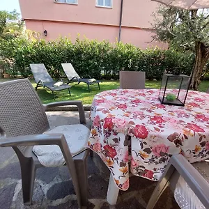 Apartment Oasi, Desenzano del Garda