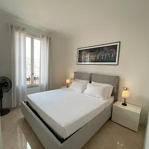 Apartment Garibaldi18, Desenzano del Garda